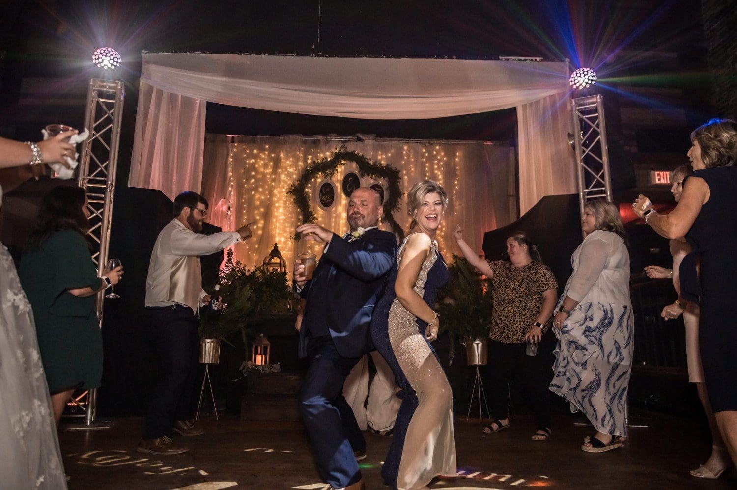 soul-train-dancefloor-wedding-pandemic-fun-unique-dancing